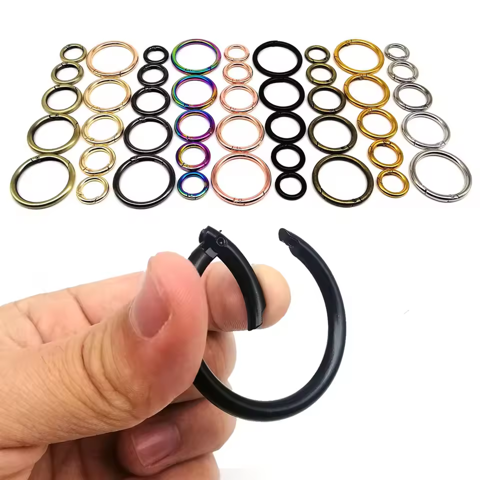 dog leash clip